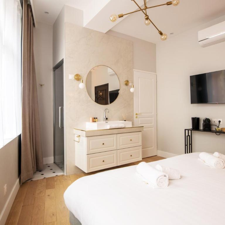 Les Suites Faidherbe - Zimmer mit Kingsize-Bett - 5