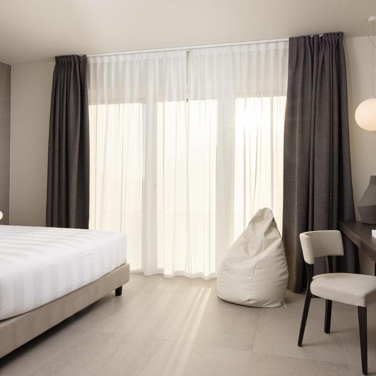 B21 Lifestyle Hotel - Camera Deluxe - 2