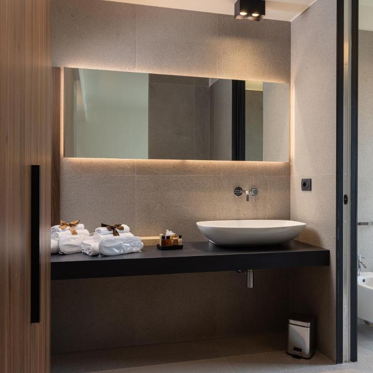B21 Lifestyle Hotel - Camera Deluxe - 6