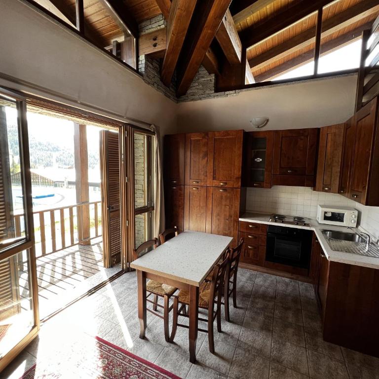 Chalet Edelweiss - Gruppo Estella Hotels - Ampio Appartamento su 2 Livelli con 2 Camere da Letto, Balcone e Vista Montagna - 3