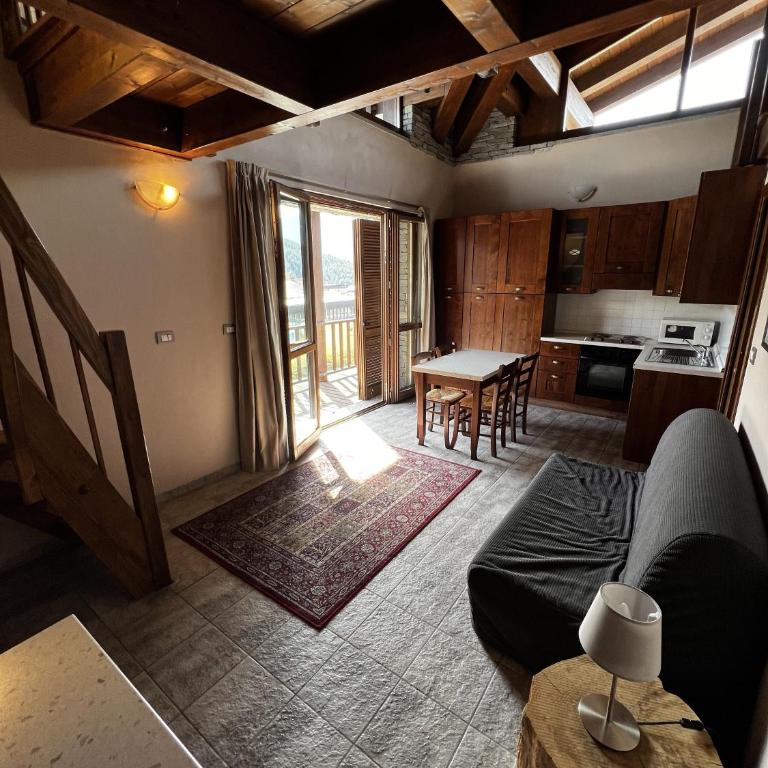 Chalet Edelweiss - Gruppo Estella Hotels - Ampio Appartamento su 2 Livelli con 2 Camere da Letto, Balcone e Vista Montagna - 2