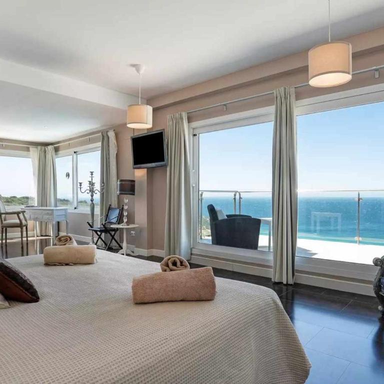 LUJOSA VILLA PISCINA 25 METROS SUIT 60m2 SPA SAUNA - Four-Bedroom Villa with Private Pool - 7