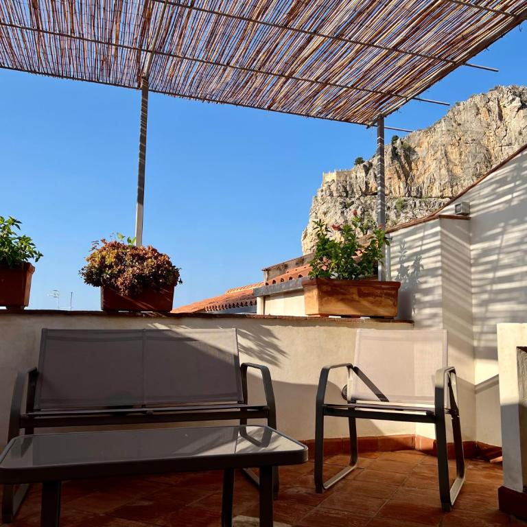 B&B Cortile Umberto I - Camera Quadrupla con Terrazza - 16