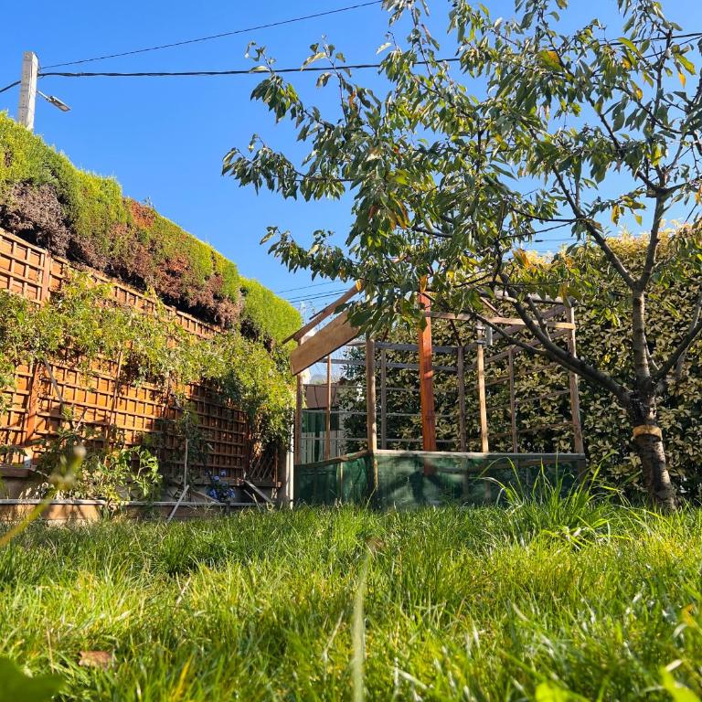 LOU PANTAI - Chambre Familiale - Vue sur Jardin - 2