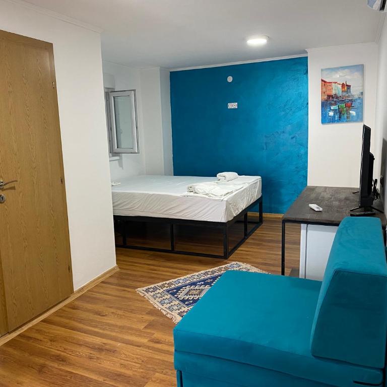 Apple Line Appartments - Triple Room with Mountain View - 3