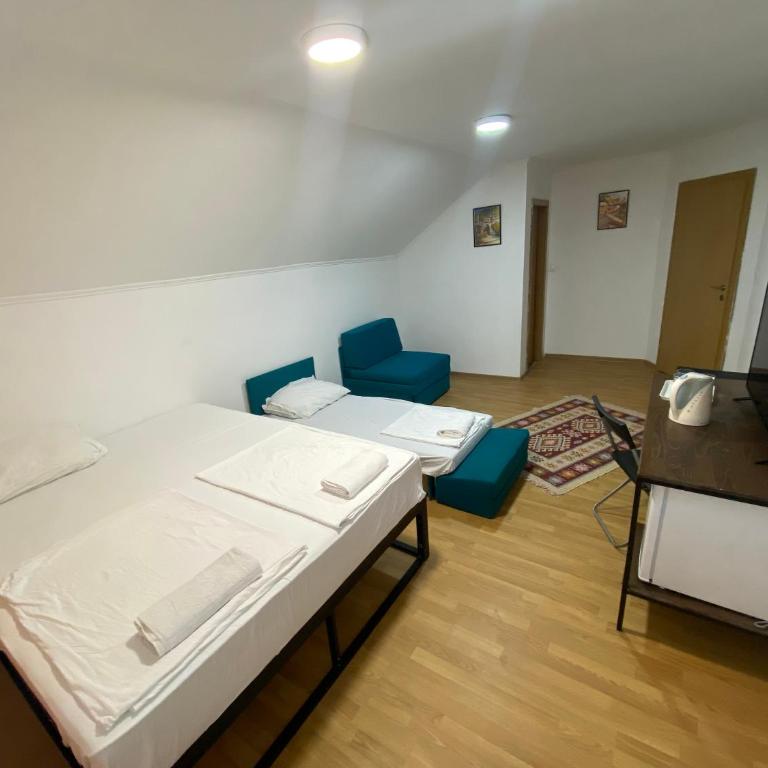 Apple Line Appartments - Comfort Quadruple Room - 8