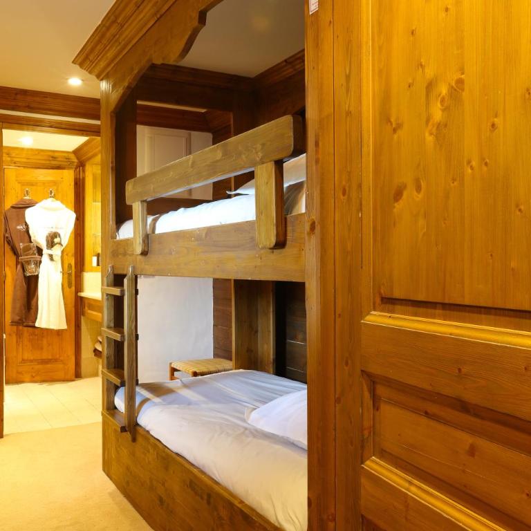 Hôtel Les Peupliers - Chambre Familiale Lac - 6