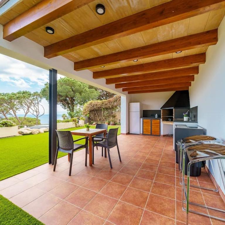 Villa Mitjorn Cala Canyelles - Villa - 28