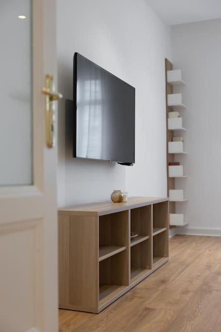 Beautiful salon apartment 140sqm - Apartman sa 3 Spavaće Sobe - 15