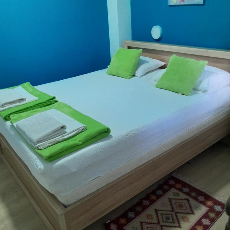 Apple Line Appartments - Economy Triple Room - 2