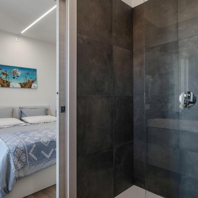 Relax Luxury Sirmio - Elegante Trilocale con Piscina a Sirmione - Appartamento con 2 Camere da Letto - 34