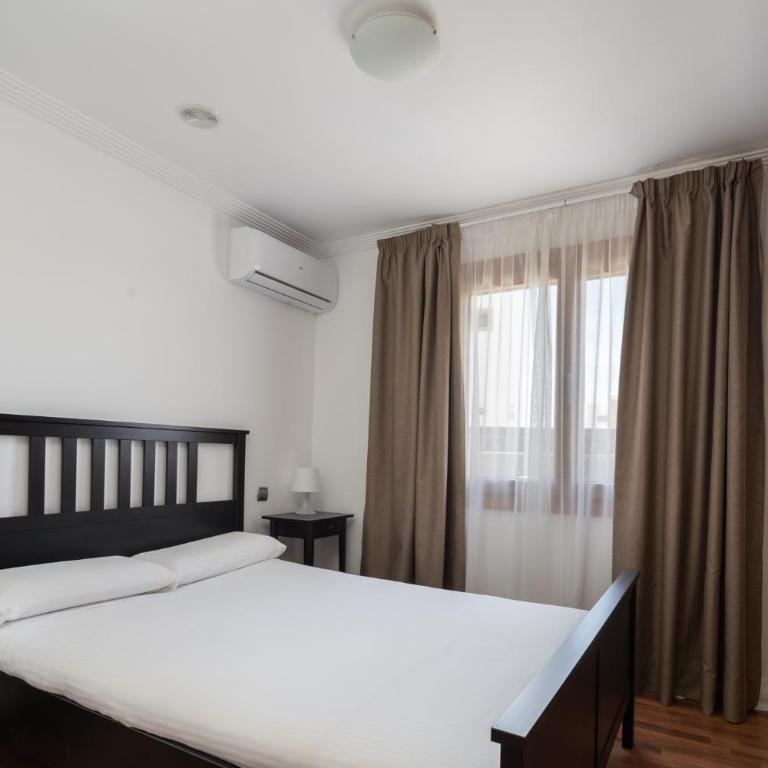 Camelot Holiday Homes by LIVVO - Villa de 3 dormitorios - 22