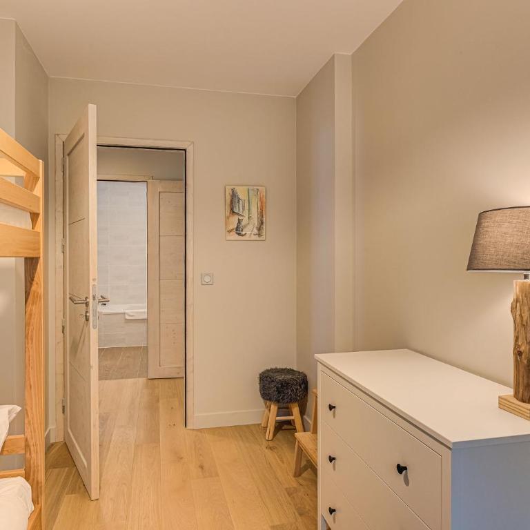White Pearl A13 - Alpes Travel - Central Chamonix (Sleeps 6) - Apartamento de 3 dormitorios - 65