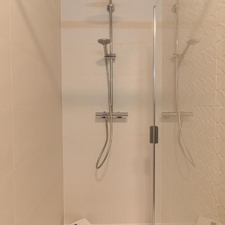 White Pearl A13 - Alpes Travel - Central Chamonix (Sleeps 6) - Apartamento de 3 dormitorios - 84