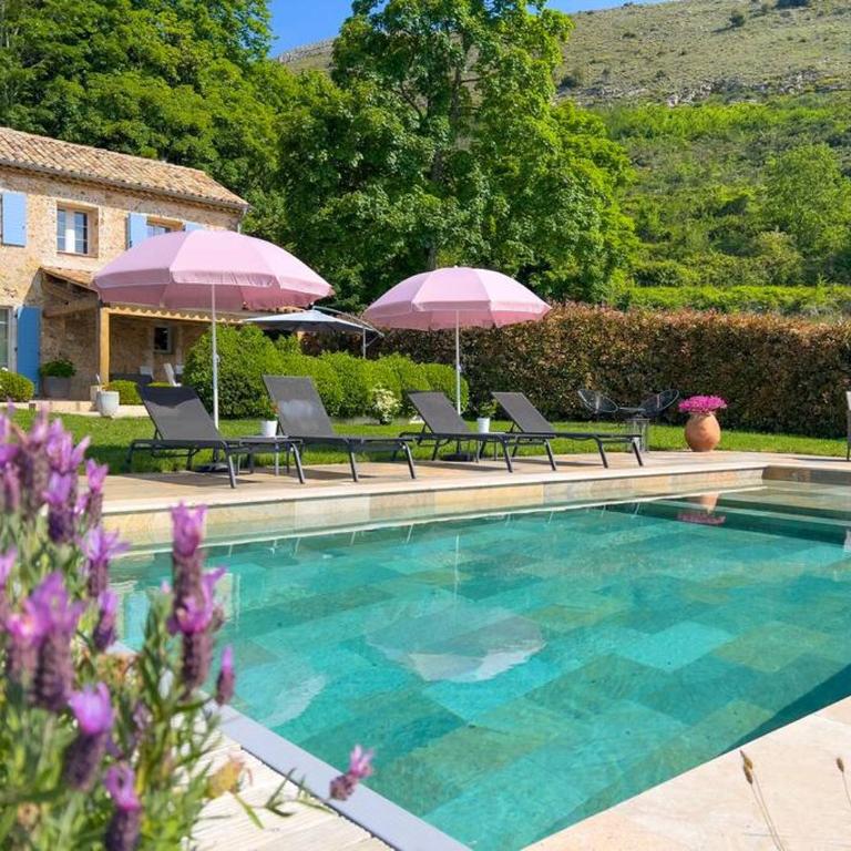 Mas provençal avec piscine - Maison 3 Chambres - 1
