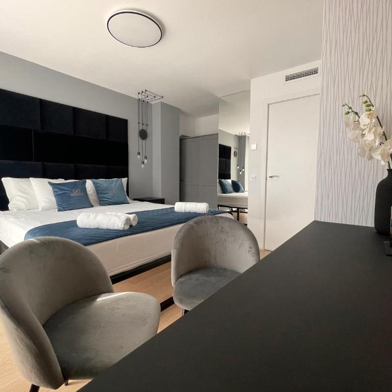 Colina del Sol Penthouse Horizonte - Three-Bedroom Apartment - 11
