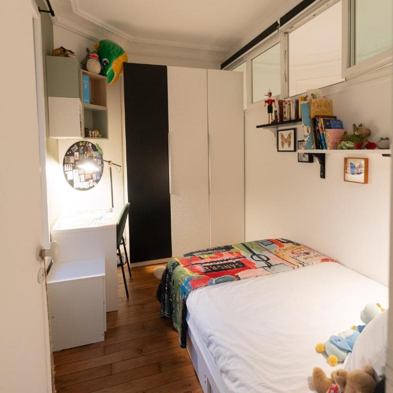 3 p 47m2 au pied de Montmartre - Appartement 2 Chambres - 13