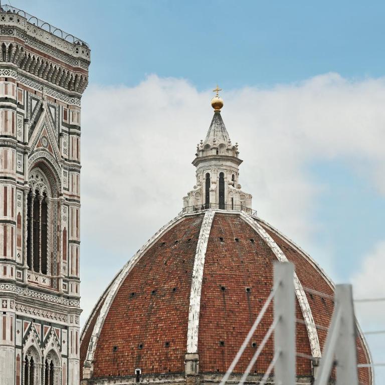 Repubblica Firenze Luxury Apartments | UNA Esperienze - Camera Open Space con Terrazza Panoramica e Vista Duomo - 14