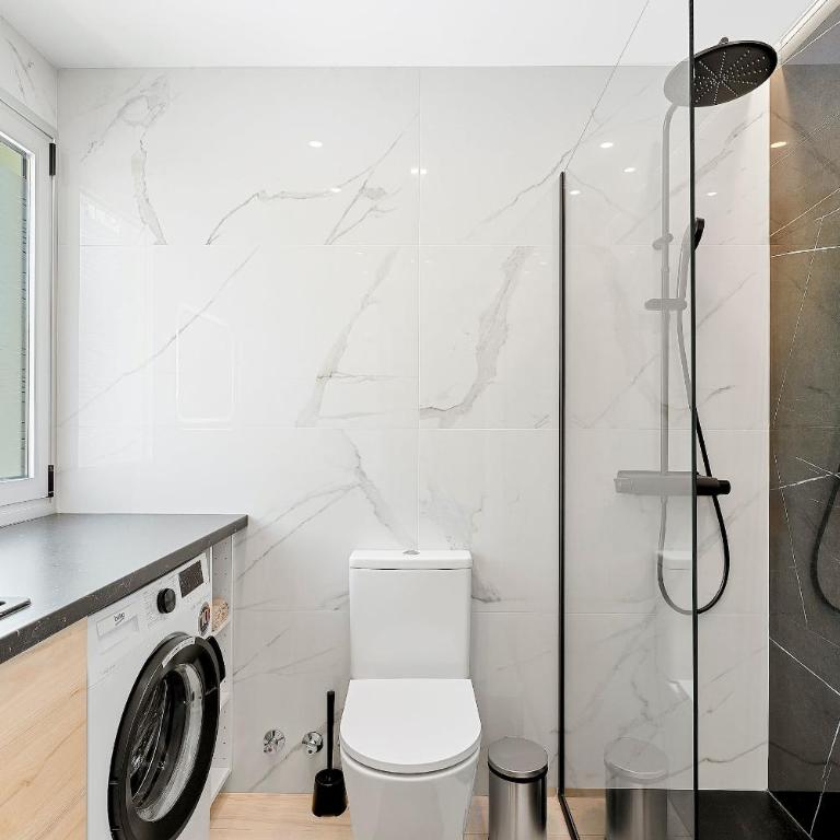 Modern cozy ocean view apartment near the beach with swimming pool in complex - Apartamento - 10