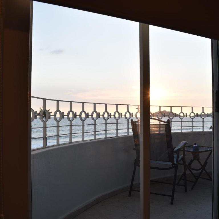 Departamento en Torre Miramar, Malecón de Mazatlán - Two-Bedroom Apartment - 18