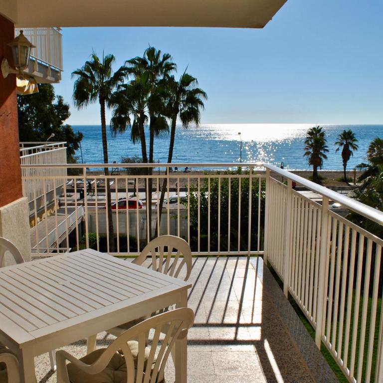 Apartamento Benicasim 1ª línea de playa - Two-Bedroom Apartment - 4