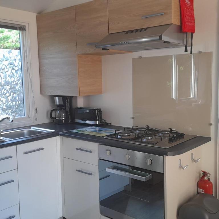 MOBILHOME EN BORD DE MER sur camping 4 étoiles - Mobile Home - 3