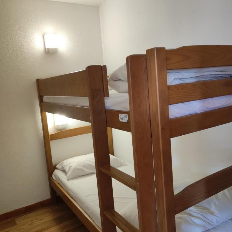 Les Domaines de LArselle à Chamrousse 1700 -Silènes A32 avec accès piscine - Classé 3 étoiles - Appartamento con 3 Camere da Letto - 19