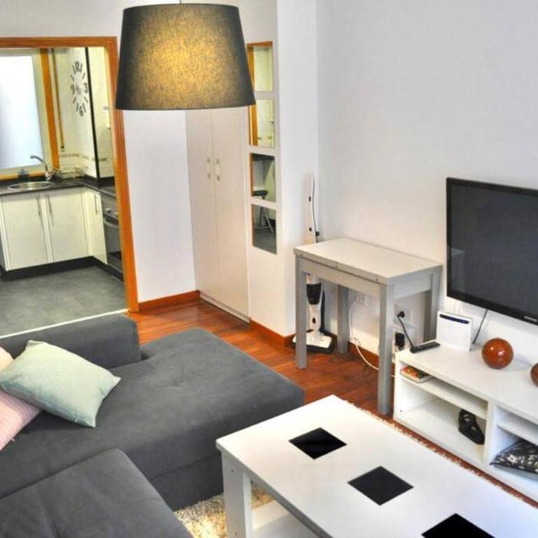 Curros Enríquez RD, Céntrico, PLAZA GARAGE - Apartamento de 2 dormitorios - 2
