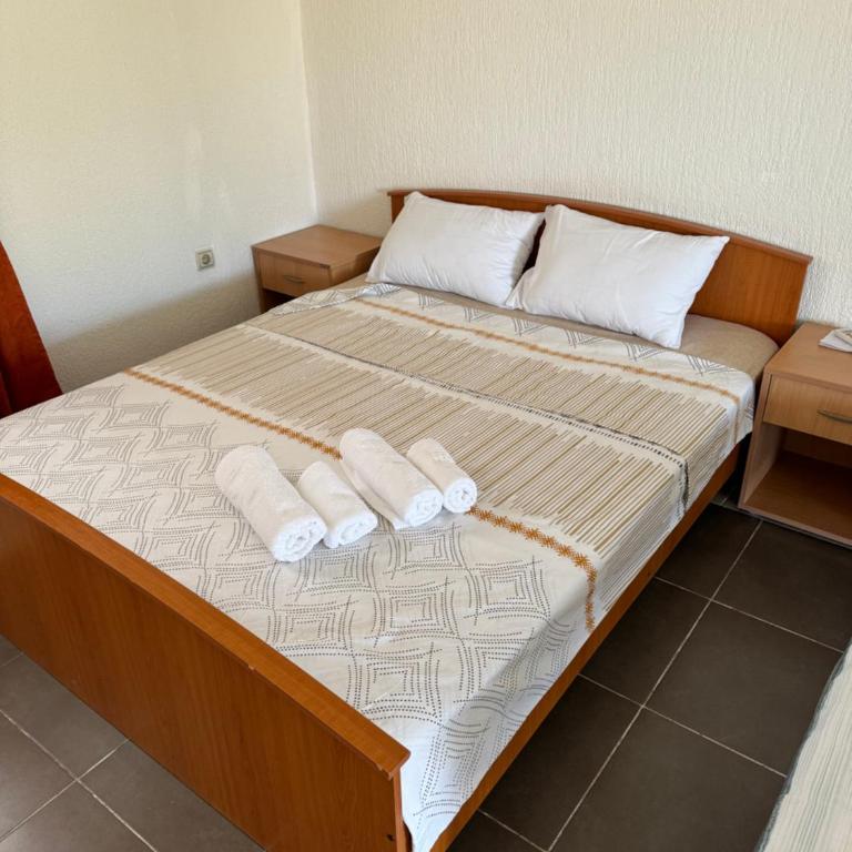 Apartments Airport Golubovci - One-Bedroom Apartment - 11