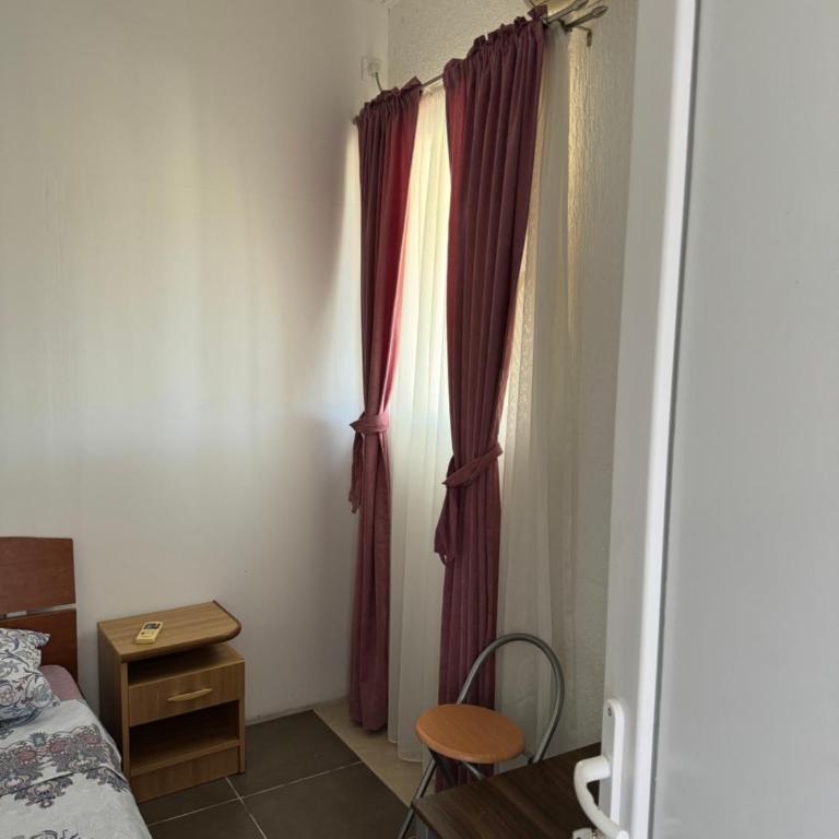 Apartments Airport Golubovci - One-Bedroom Apartment - 18