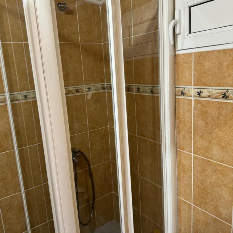 Apartments Airport Golubovci - One-Bedroom Apartment - 21