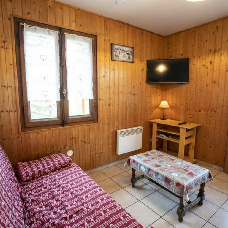 Chalet à Châtel : 3 pièces, 6 personnes, animaux admis - FR-1-676-24 - Appartement - 3