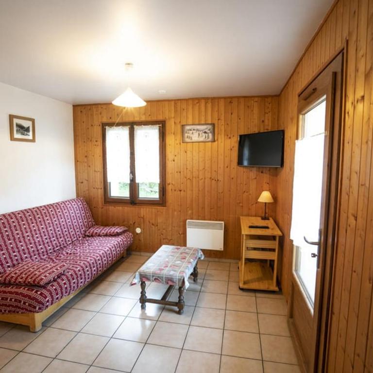 Chalet à Châtel : 3 pièces, 6 personnes, animaux admis - FR-1-676-24 - Appartement - 5