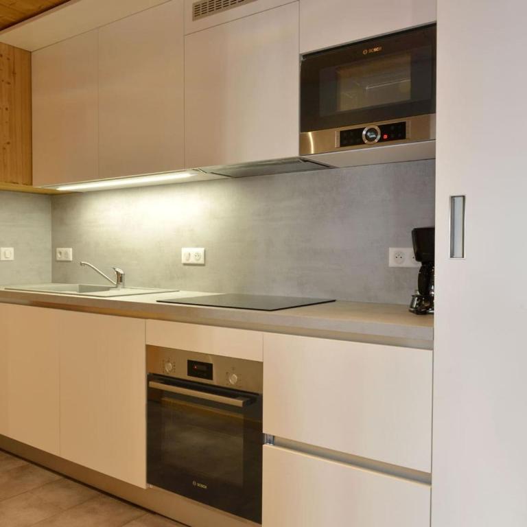 Appartement Châtel 3 pièces, 4 pers, proche remontées, balcon, jardin, parking, WIFI, équipements complets - FR-1-676-28 - Apartamento - 2