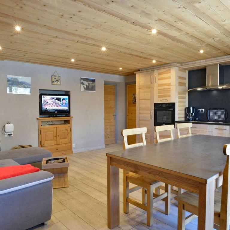 Appartement cosy 3 pièces pour 7 pers., Châtel - Balcon, Jardin, Proche centre et remontées mécaniques - FR-1-676-36 - Apartment - 2
