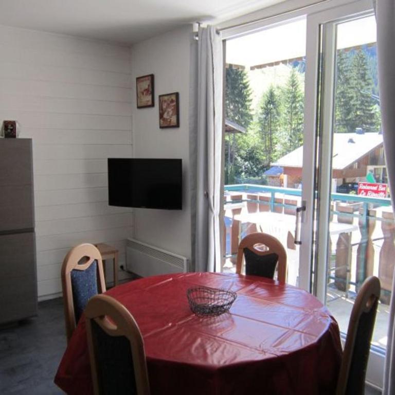 Studio cosy pour 4 personnes avec balcon et parking à 250m des remontées mécaniques - FR-1-676-15 - Studio - 2