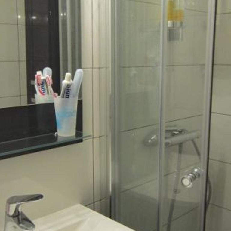 Studio cosy pour 4 personnes avec balcon et parking à 250m des remontées mécaniques - FR-1-676-15 - Studio - 4