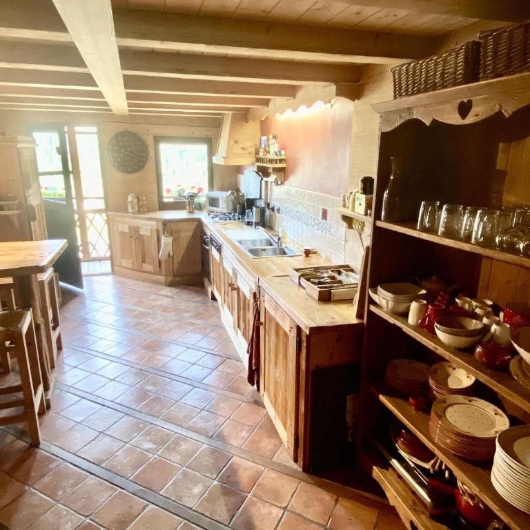 Chalet 4 pièces, 8 pers., Wifi, Parking, Châtel - FR-1-676-43 - Apartment - 2