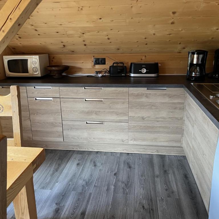 Chalet 3 Pièces, 5 Pers, Balcon, Parking, WIFI, Châtel - FR-1-676-46 - Appartement - 5