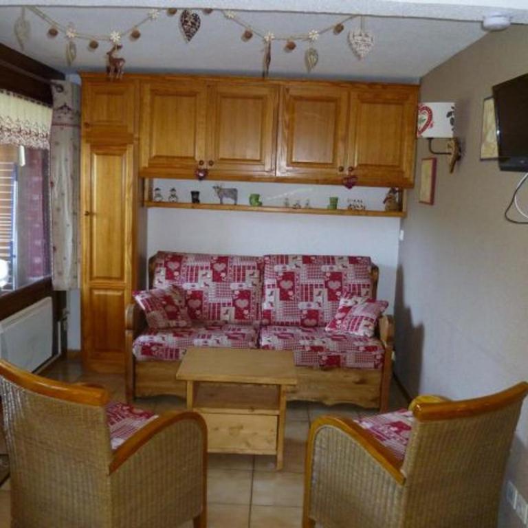 Appartement 2 pièces cosy, 5 pers, terrasse sud, proche des remontées, parking inclus, WiFi en option - FR-1-676-51 - Apartamento - 4