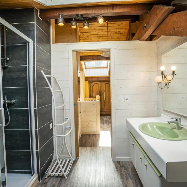Spacieux 3 Pièces, 6 Personnes, Balcon Sud, Parking Inclus - FR-1-676-20 - Apartamento - 12
