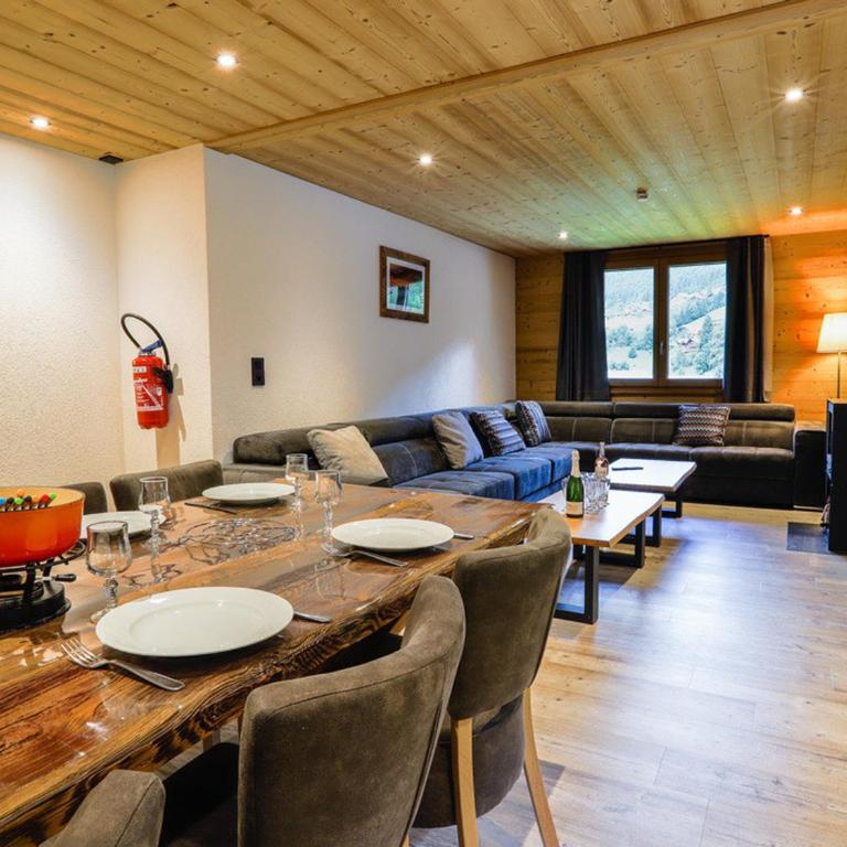 Grand chalet 7 pièces, 15 pers, sauna, jacuzzi à Châtel - FR-1-676-38 - Appartement - 2