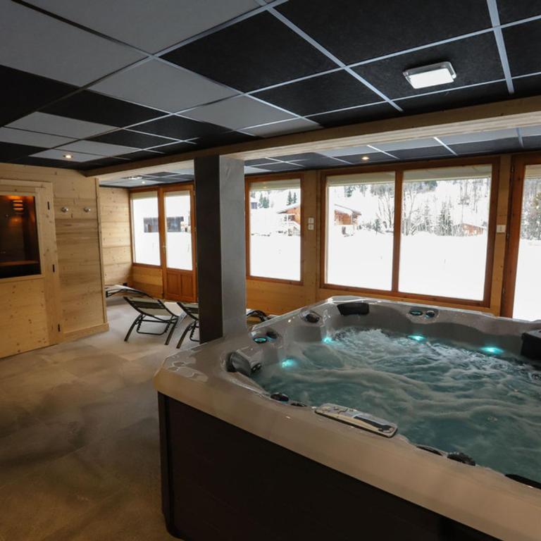 Grand chalet 7 pièces, 15 pers, sauna, jacuzzi à Châtel - FR-1-676-38 - Appartement - 18