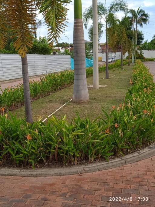 Condominio Espectacular tu lugar de Descanso - Two-Bedroom Apartment - 34