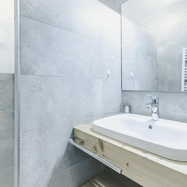 Studio confortable pour 3 avec WIFI, parking proche télécabine - FR-1-676-141 - Studio - 9