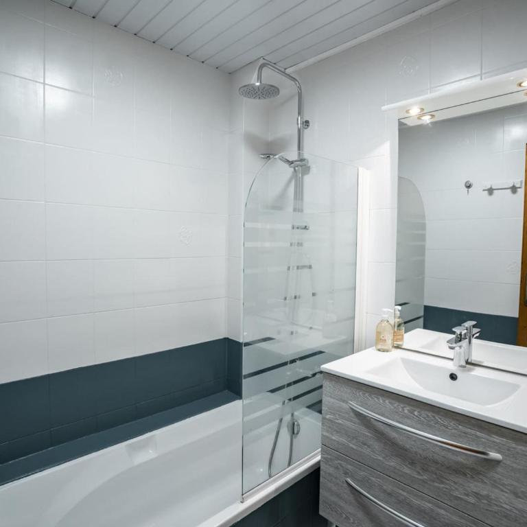 Appartement 2 Pièces à Châtel, Wifi, Animaux admis, Parking - FR-1-676-166 - Appartement - 6