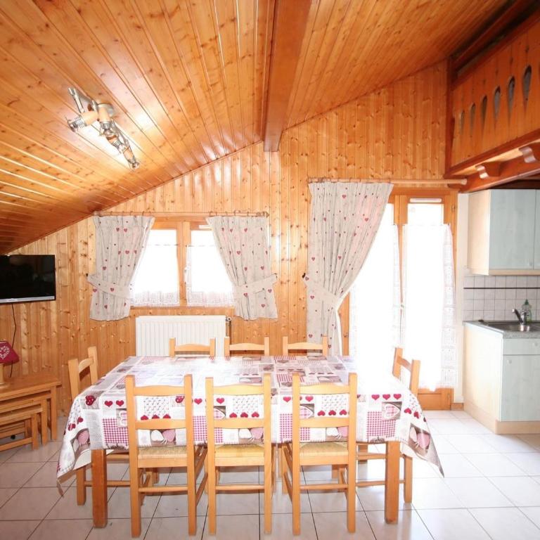 3 pièces pour 7 personnes à Châtel, proche centre et remontées, avec balcon et parking - FR-1-676-167 - Appartement - 1