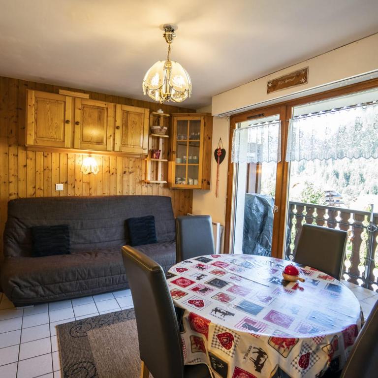 Studio confortable à Châtel – 4 pers, balcon, expo S/O, proche du centre - FR-1-676-168 - Studio - 2