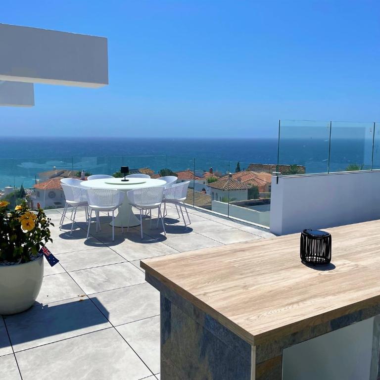 Villa Colina del Mar - With Heated Pool & Luxurious View near the beach - Villa - 8