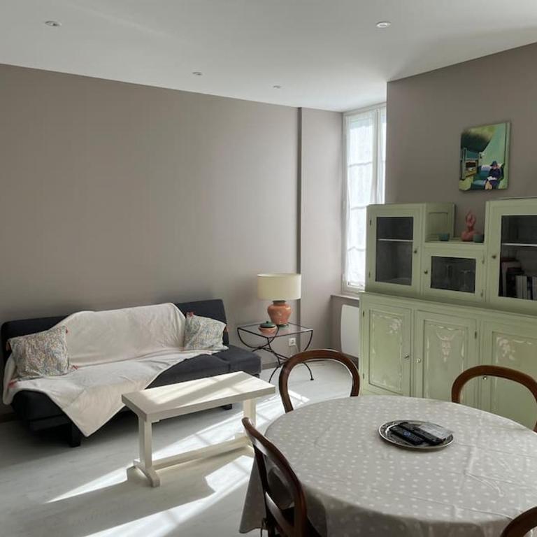 Superbe appartement plein centre - Appartement 2 Chambres - 1